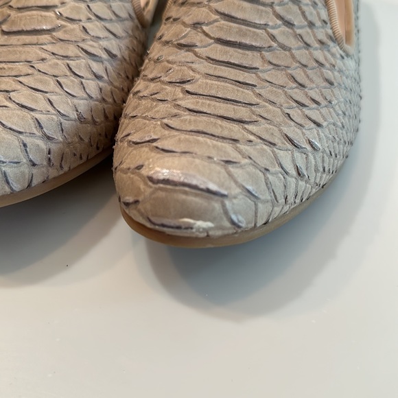 Cole Haan size 8.5 flat. - Picture 4 of 5